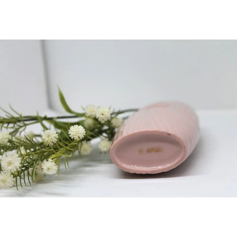 1980s AVON Gift Collection Fluted LILAC Porcelain Bud Vase Thin 6